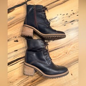 Timberland Women's Dark Brown Lace-Up Boots